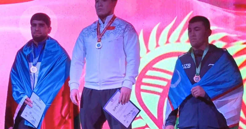 Güləşçilərimizdən Universiadaya 4 medalla start FOTO