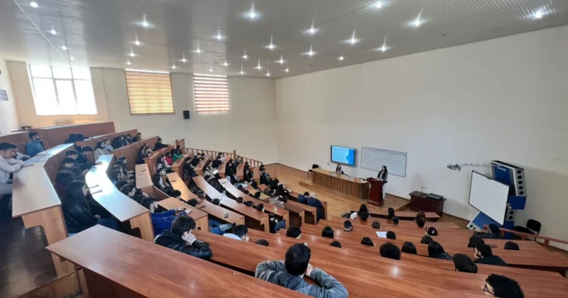 Universitetlər subbakalavrları niyə istəmir?