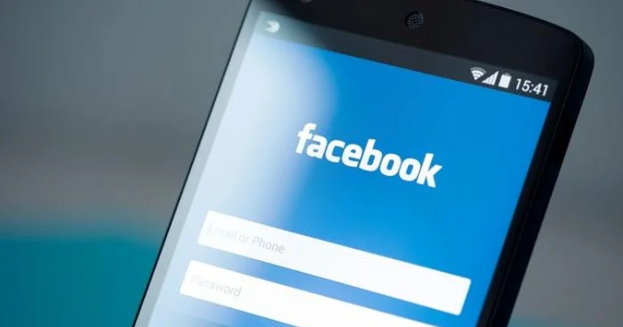 “Facebook” bu funksiyanı geri gətirir KONKRET