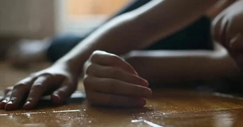 Ağcabədidə ailə faciəsi: Qardaş bacısını bıçaqlamaqda şübhəli bilinir TƏFƏRRÜAT