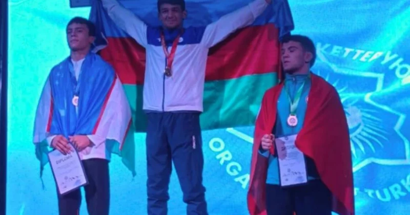 Azərbaycan güləşçiləri beynəlxalq yarışın ilk günündə 4 medal qazanıblar