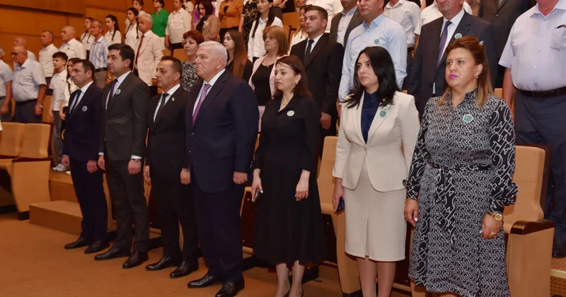 Şəki şəhər 11 nömrəli tam orta məktəb 100 yaşını qeyd edib