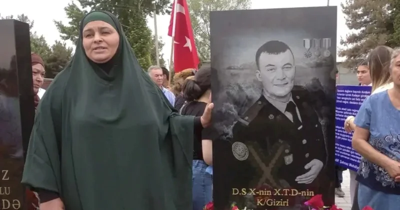 Şəhid Xudayarın anası bütün Bərdəni boğaza yığıb Samir Feyruzov yazır