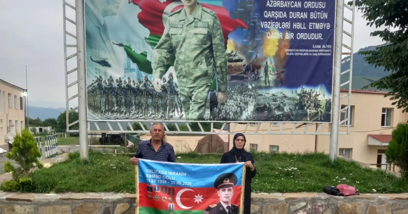 Şəhid atası: Tarix yazan oğulların adını harasa yazmağa ehtiyac yoxdur