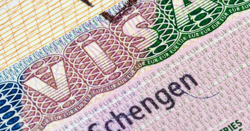 Avropa İttifaqının şengen vizasını elektronlaşdırması azərbaycanlı turistlər üçün nəyi dəyişəcək? VİDEO