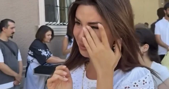 Günay göz yaşlarını saxlaya bilmədi SOSİAL ŞƏBƏKƏNİ ÇALXALAYAN VİDEO