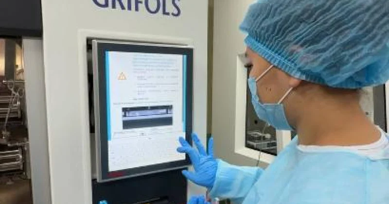 Almatıda onkoloji xəstələr üçün robotlaşdırılmış aptek kompleksi istifadəyə verilib