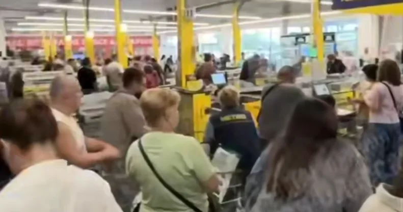 Kuşner və Uitkofun Kiyevə gəlişi sakinlərin işinə yaradı Supermarketlərə üz tutdular VİDEO