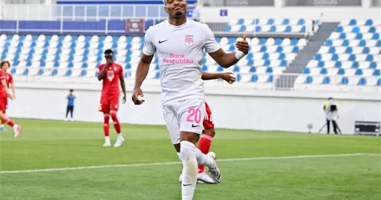 Mançester Yunayted in oynadığı futbol bizim üçün də uyğun olacaq Mikels