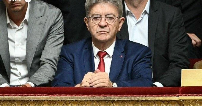 Fransa Milli Məclisindən Makron əleyhinə addım