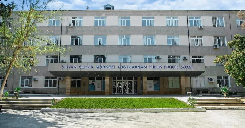 Xəstəxana əməkdaşı 11 dəfə bıçaqlandı