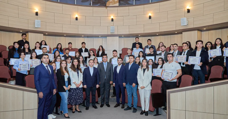 “Yüksəliş” müsabiqəsinin qaliblərinin iştirakı ilə həyata keçirilən ikinci Tələbə Mentorluq Proqramı başa çatıb