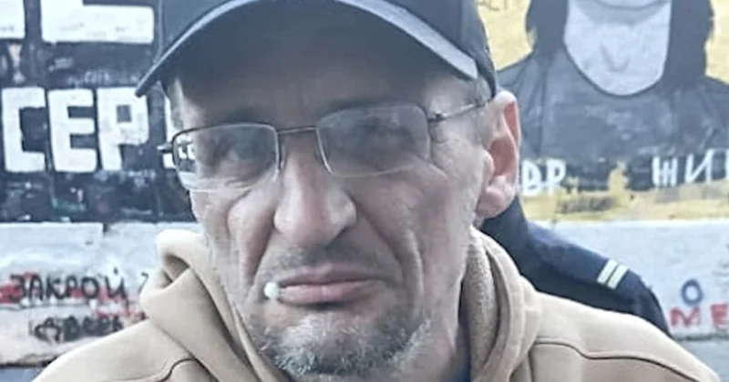 Moskvanın Arbat küçəsində yoldan keçənləri bıçaqlayan şəxs saxlanılıb