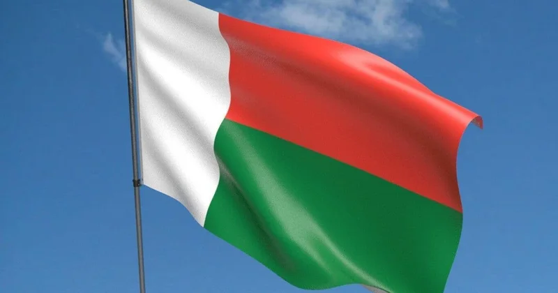 Премьер министром Мадагаскара назначили генерала Рюфэна Зафисамбу