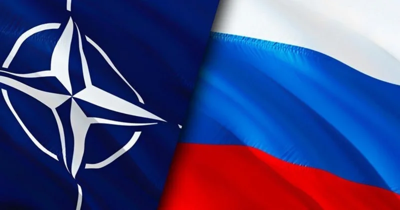 Агрессивная НАТО провоцирует мирную Россию