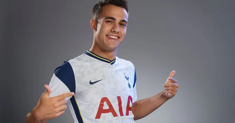 Sabiq “Tottenhem”li Amerikaya gedir