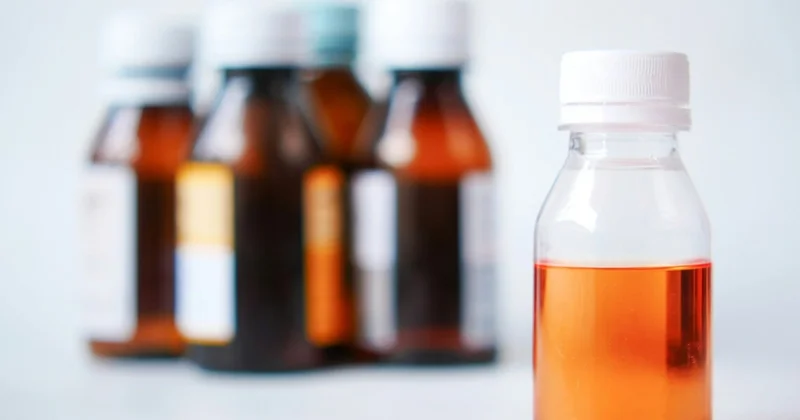 Hindistanda öskürək əleyhinə sirop qəbul edən 14 uşaq ölüb