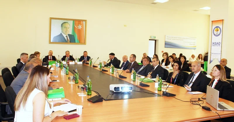 “Konstitusiya və Suverenlik İli”nə həsr olunmuş ikigünlük beynəlxalq elmi konfrans keçirilib