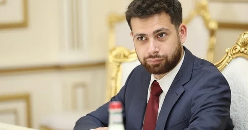 Ermənistanda biabırçılıq: Nazir müavini qadını döydü