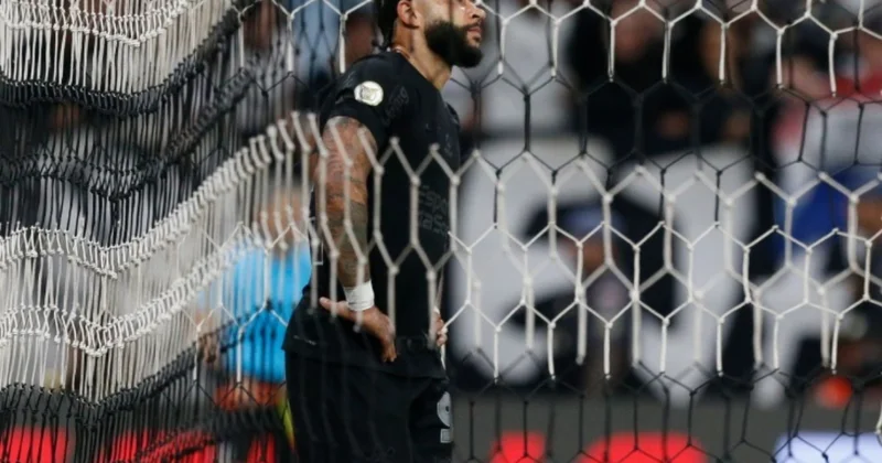 Memfis Depayın pasportu oğurlandı