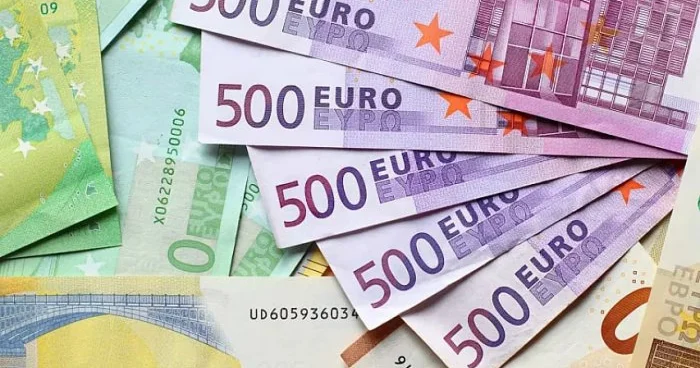 Avro və rubl bahalaşdı, dollar isə... YENİ MƏZƏNNƏ