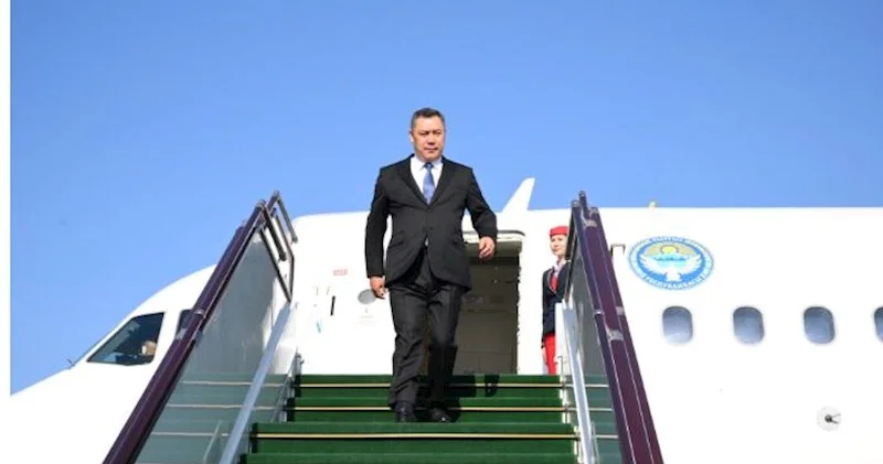 Sadır Japarov Azərbaycana gəldi