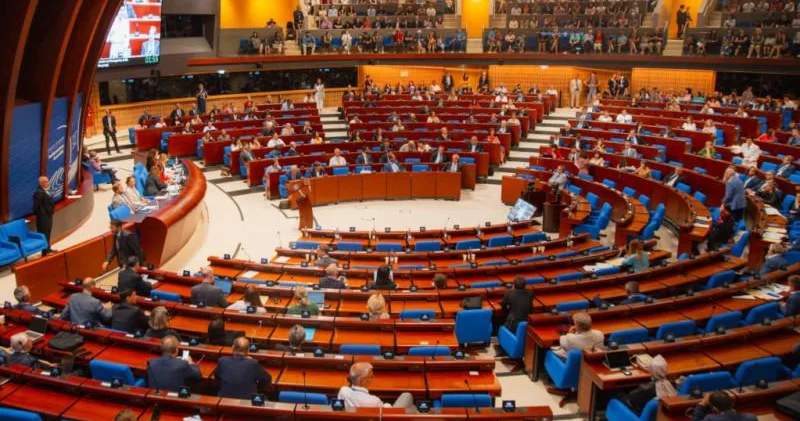 AŞPA da Rusiya müxalifətinə platforma yaradıldı Dövlət atributlarından istifadə qadağandır