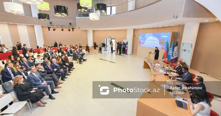 В Баку представили амбициозный проект по развитию устойчивых городов будущего