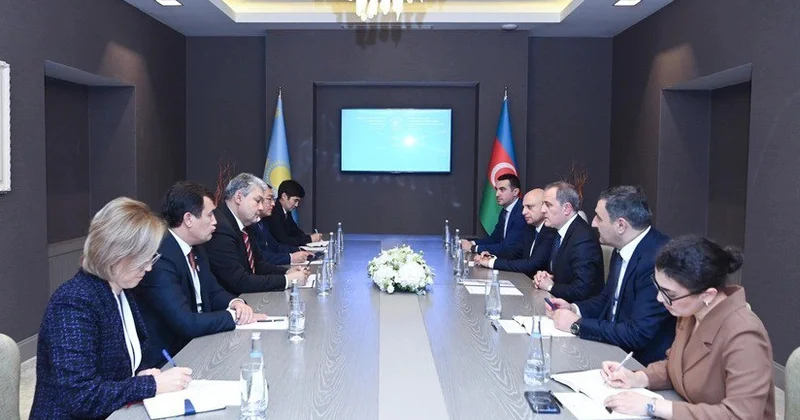 Azərbaycanla Qazaxıstan arasında strateji tərəfdaşlıq məsələləri MÜZAKİRƏ OLUNDU FOTO