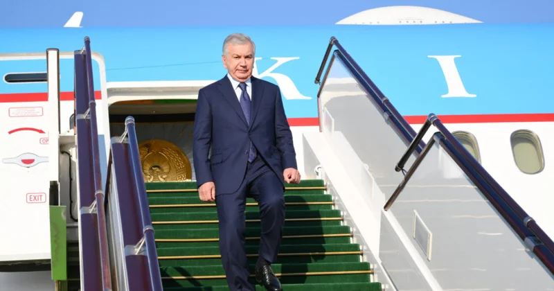 Президента Узбекистана прибыл в Азербайджан для участия в саммите ОТГ ФОТО