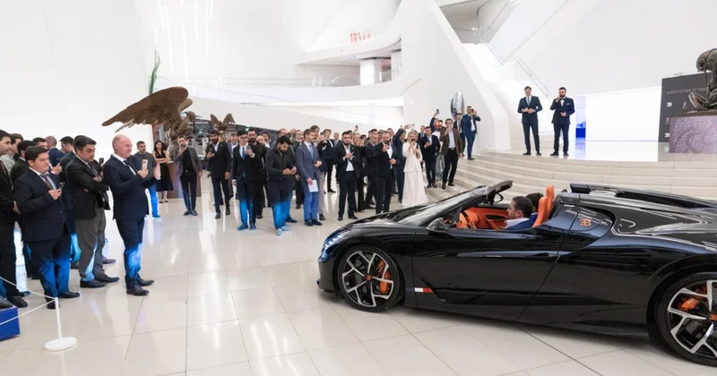 Азербайджанцы теперь могут купить самый быстрый родстер в мире BUGATTI MISTRAL ТЕПЕРЬ В АЗЕРБАЙДЖАНЕ