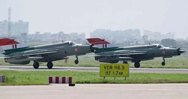 Rusiya və Hindistan birgə hərbi təlimə başlayıb
