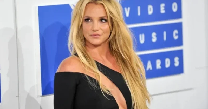 Britni Spirsdən sevənlərinə pis xəbər FOTO