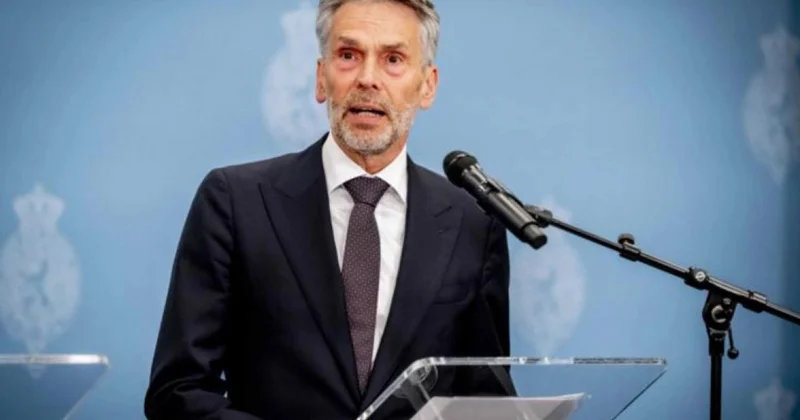 Niderlandın Baş naziri Ukraynaya gedib