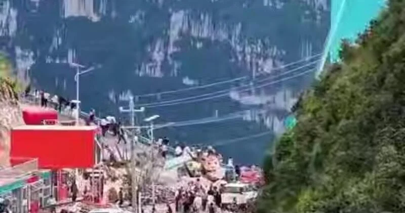 В Китае заработал самый высокий мост в мире ВИДЕО