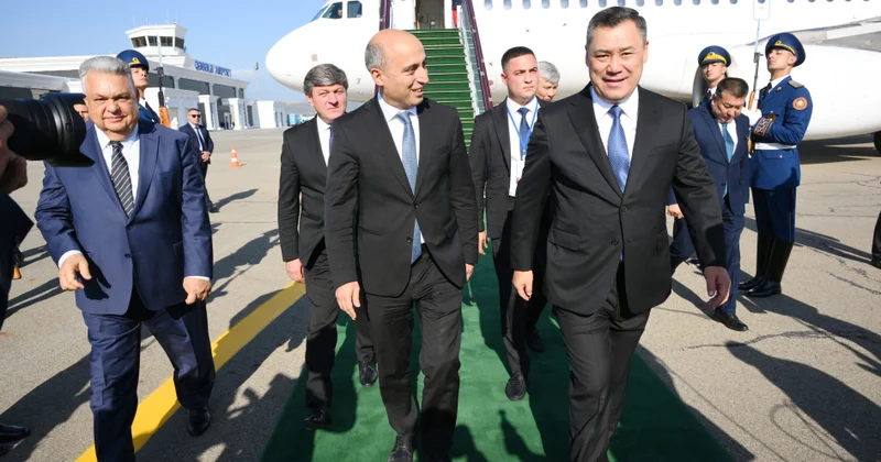 Президент Кыргызстана Садыр Жапаров прибыл в Азербайджан (ФОТО)