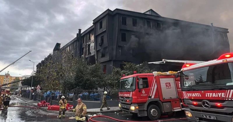 İstanbulda fabrikdə güclü yanğın
