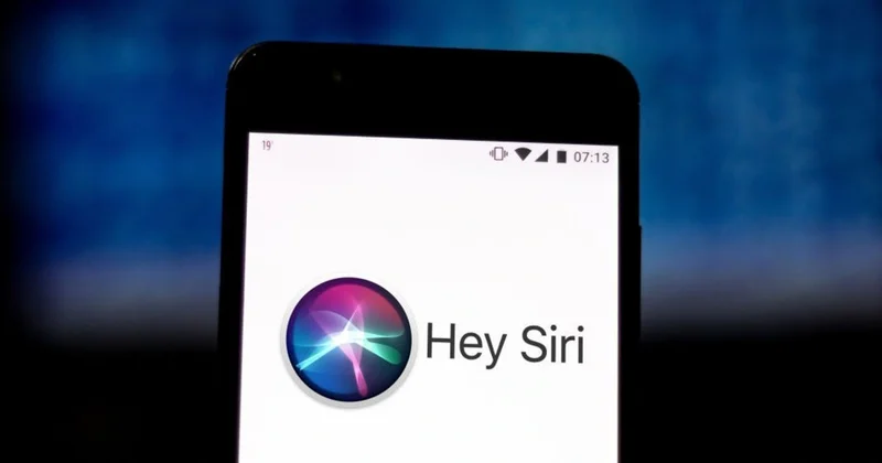 KİV: Parisdə “Siri“ ilə bağlı “Apple“a qarşı araşdırma başlanılıb