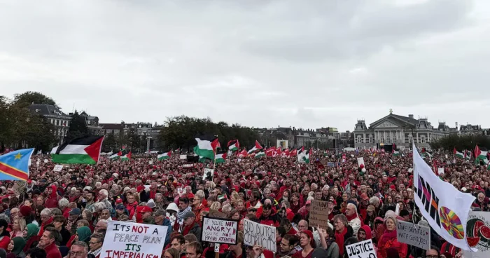 Amsterdamda 250 min insan Qəzza üçün küçəyə çıxdı FOTO
