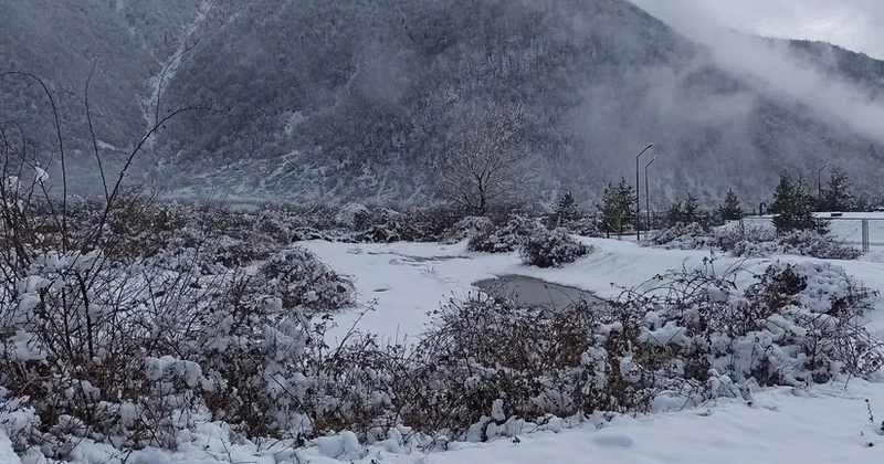 Regionda hava kəskin dəyişdi: ilk qar yağdı