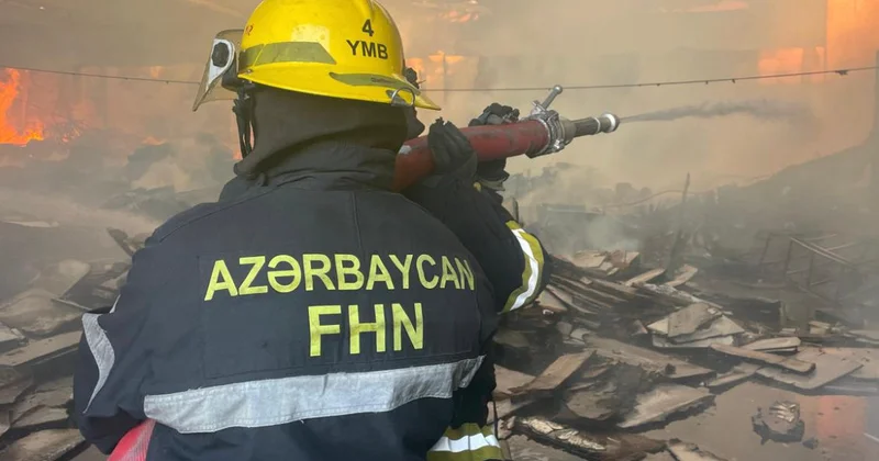 Bakıda doqquzmərtəbəli binada yanğın oldu