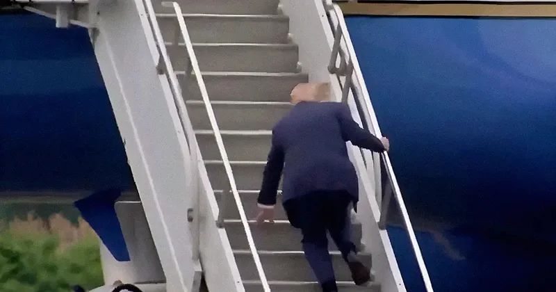 Трамп рассказал, почему не падает с лестниц, как Байден