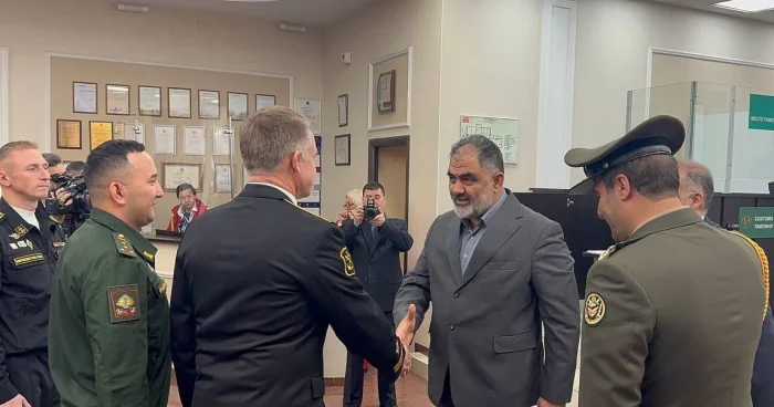İran HDQ komandanı Rusiyaya gedib VİDEO