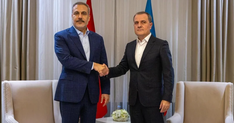 Ceyhun Bayramov Qəbələdə Hakan Fidanla görüşüb