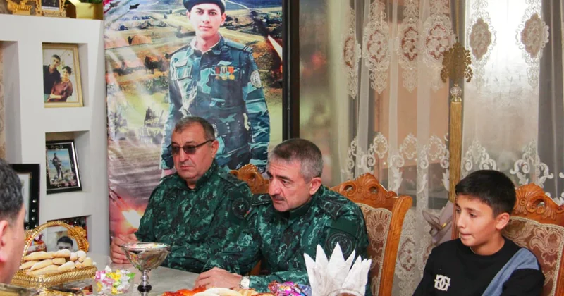 Elçin Quliyev şəhid ailələrini ziyarət etdi FOTOLAR