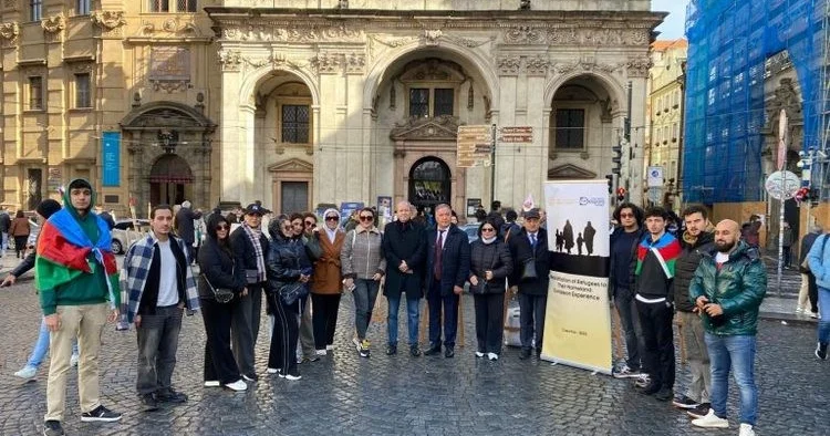 Praqada Qaçqınların öz vətənlərinə repatriasiyası: Avropa təcrübəsi adlı foto sərgi keçirilib