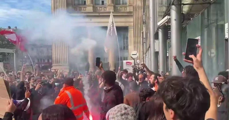 Fransada ARA QARIŞDI: 250 mindən çox insan yürüş keçirdi VİDEO