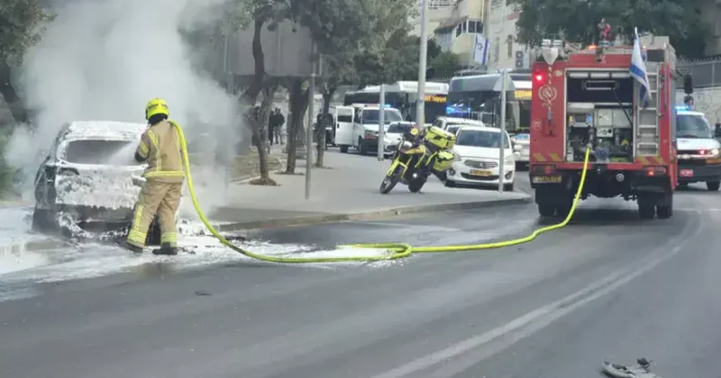 В Иерусалиме взорвался автомобиль