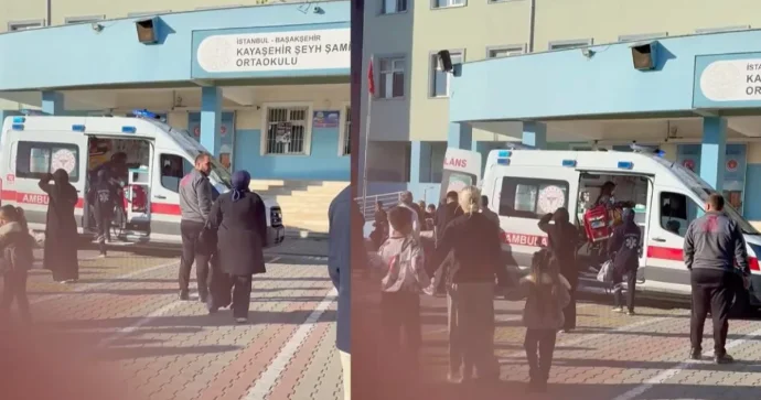 İstanbulda DƏHŞƏT: 15 yaşlı məktəbli qız şagirdləri bıçaqladı FOTOLAR