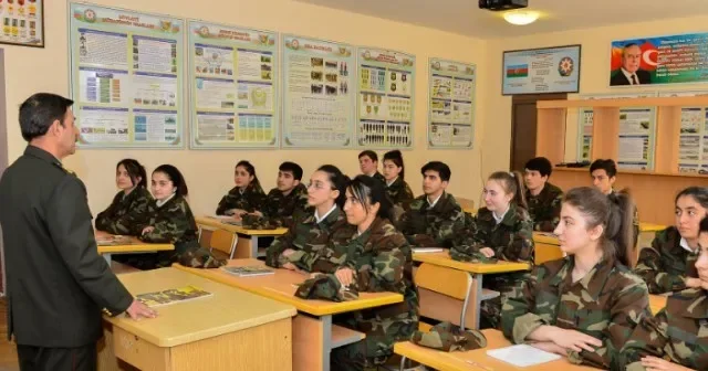 Yeni qərar hansı müəllimlərə şamil olunmayacaq?